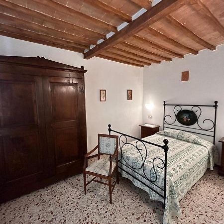 Camere Gozzante Pienza Exterior foto